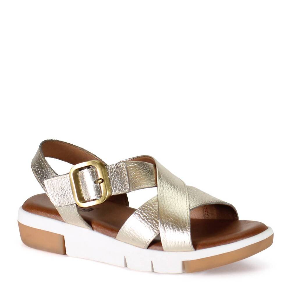 NEW DIBA TRUE women's advo cate sandal in gold